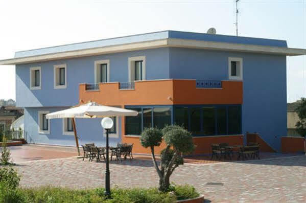 Motel - Hotel Nautico ポッツァッロ エクステリア 写真